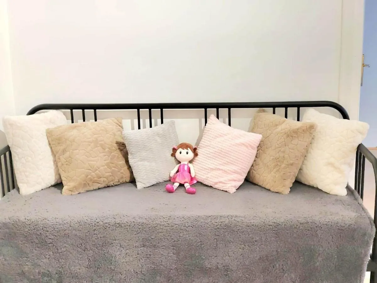 Central Mariahilfer Apartment 4 Min To The City Shopping Center And Schoenbrunn Palace Βιέννη