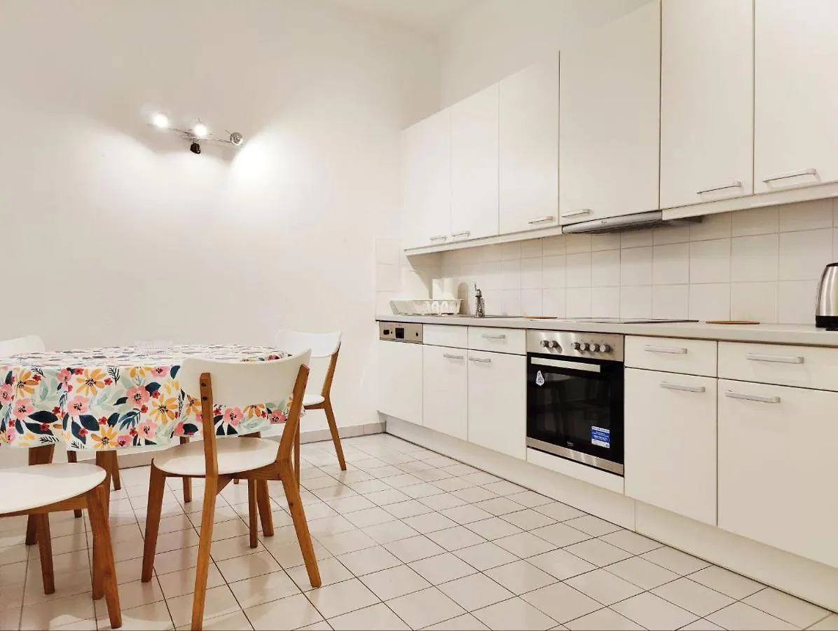 Central Mariahilfer Apartment 4 Min To The City Shopping Center And Schoenbrunn Palace Vienna