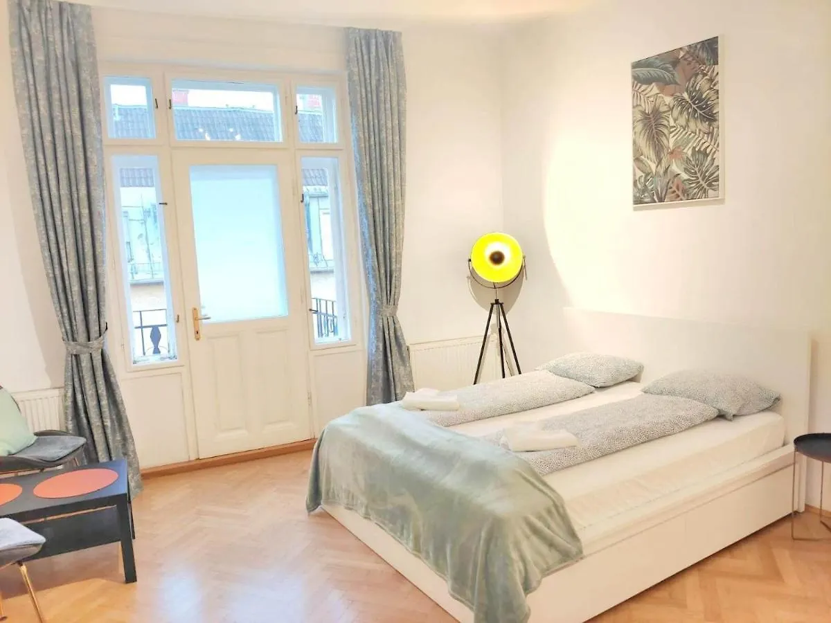 Central Mariahilfer Apartment 4 Min To The City Shopping Center And Schoenbrunn Palace Vienna