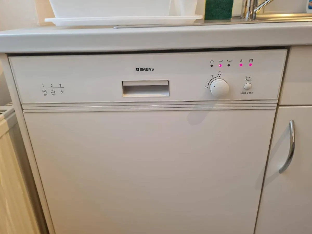 Central Mariahilfer Apartment 4 Min To The City Shopping Center And Schoenbrunn Palace Vienna